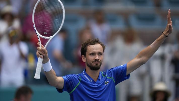 不应该自满 不应该自满