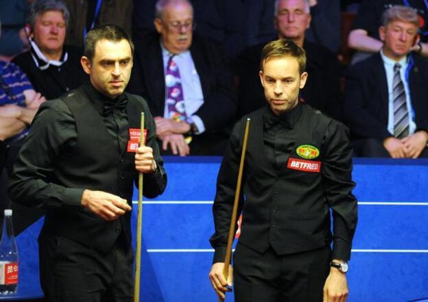 直接批评媒 直接批评媒