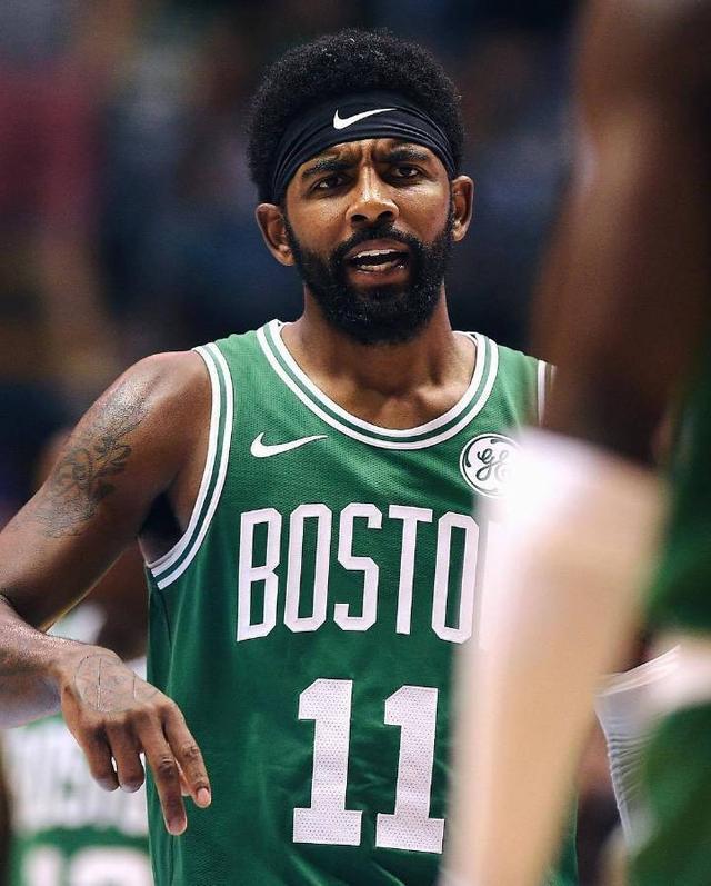 中表现突出 中表现突出