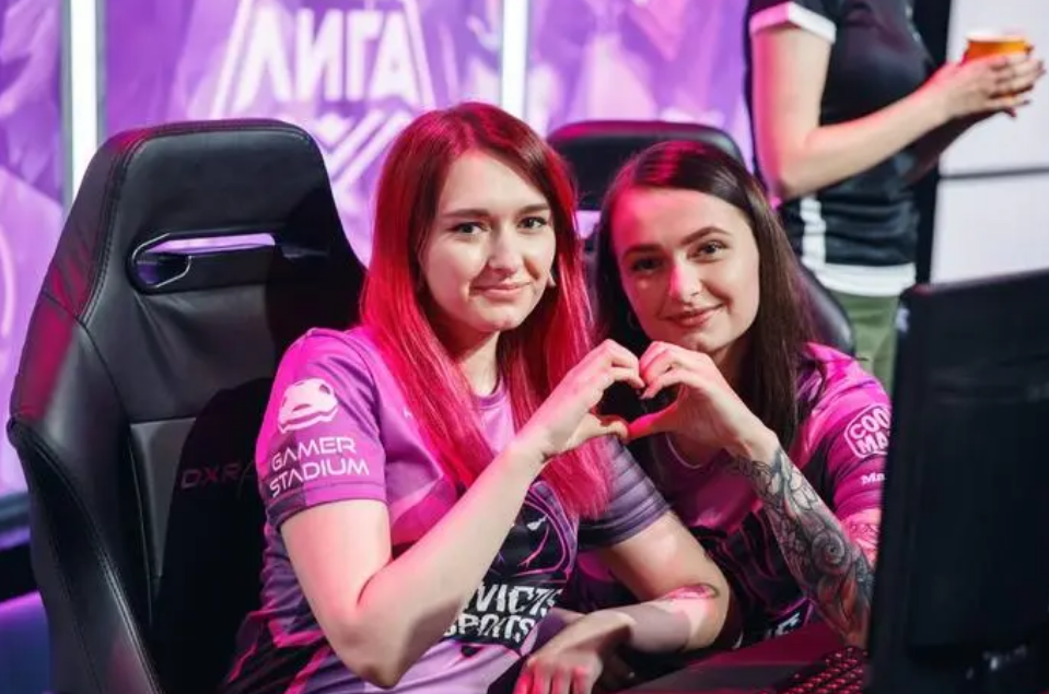 总能以她的 总能以她的